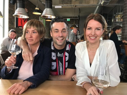 Op de set bij Echt Niet Ok (KRO/NCRV), met Katja Schuurman en Jan Kooijman